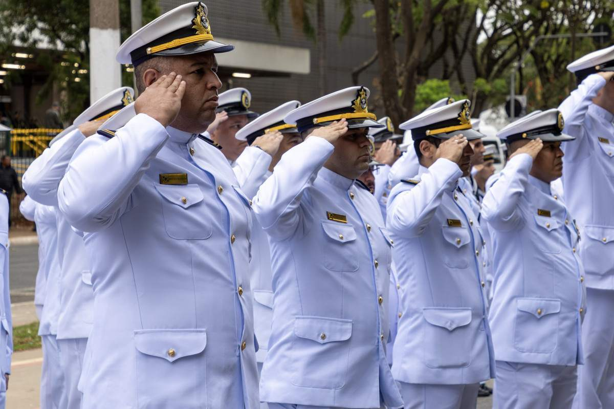 Marinha prorroga inscrições para concurso de fuzileiros navais com 1.680 vagas